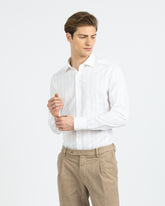 Camicia regular fit con collo francese in mussola di puro cotone a righe sui toni del bianco - Bianco | Giemme BrandsCorporate