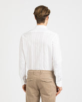 Camicia regular fit con collo francese in mussola di puro cotone a righe sui toni del bianco - Bianco | Giemme BrandsCorporate