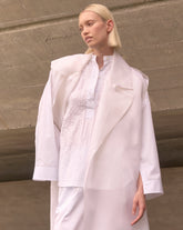 Sleeveless over-fit dress jacket in pure white silk - Woman Dresses | Giemme BrandsCorporate