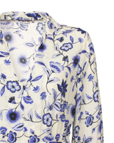 Regular-Fit-Kleid mit V-Ausschnitt und ausgestelltem Rock aus reiner Seide mit exklusivem Blumenprint in Weiß und Blau - Blau | Giemme BrandsCorporate