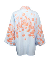 Camicia regular fit con scollo aperto e manica ampia in seta e cotone con esclusiva stampa floreale azzurra e arancione - Azzurro | Giemme BrandsCorporate