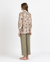 Boxy-Fit Hemd mit Stehkragen und Dreiviertelärmeln aus Baumwolle, mit exklusivem floralen Druck in Beige-Tönen - Beige | Giemme BrandsCorporate