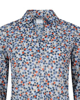 Slim-fit shirt with a V-neckline, made from high-performance Skinlike fabric featuring an exclusive blue geometric print - Light blue | Giemme BrandsCorporate