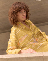 Oversized shirt with mandarin collar in pure silk featuring an exclusive green print - Green | Giemme BrandsCorporate