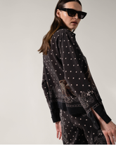Boxy fit shirt in viscose and silk with exclusive brown foulard print - Brown | Giemme BrandsCorporate