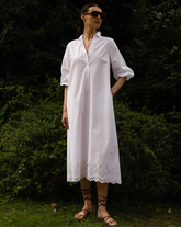 Abito regular fit con fusciacca in vita realizzato in puro cotone bianco con ricamo in San Gallo - Abiti | Giemme BrandsCorporate