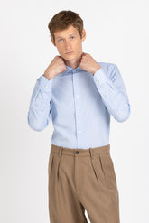 Camicia con collo francese in popeline di puro cotone azzurro con riga rossa - Collezione UOMO | Giemme BrandsCorporate
