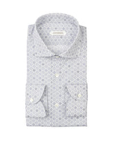 Camicia regular fit con collo francese in cotone elasticizzato bianco con esclusiva fantasia geometrica sui toni del blu - Collezione UOMO | Giemme BrandsCorporate