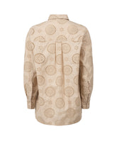 Camicia regular fit con collo francese in puro cotone San Gallo tinto capo beige - New in Donna | Giemme BrandsCorporate