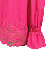 Boxy-Fit-Bluse mit Bootsausschnitt aus elastischer Baumwolle in Fuchsia mit San-Gallo-Stickerei - Fuchsia | Giemme BrandsCorporate