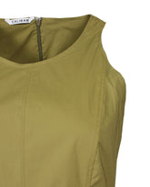 Abito slim fit smanicato con scollo americano in popeline di cotone in esclusiva colorazione verde - Verde | Giemme BrandsCorporate