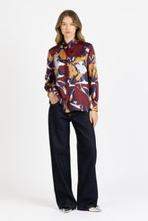 Camicia sartoriale con fiore applicato tono su tono in esclusivo twill di pura seta in fantasia bordeaux - Donna | Giemme BrandsCorporate