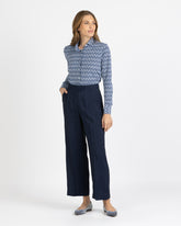 Over-Fit Hemd aus High-Performance Skinlike Stoff mit exklusivem Muster in Blautönen - Damen Last Chance | Giemme BrandsCorporate