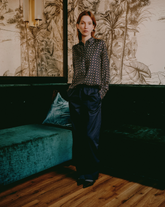 Over fit shirt with polo neckline in blue pure silk twill with an exclusive burgundy print - Woman collection | Giemme BrandsCorporate