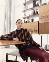 Rundhalspullover aus Mohair-Wollmischung mit ockerfarbenem geometrischem Muster - Complete the Look | Giemme BrandsCorporate