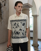 Overfit short-sleeve shirt with italian collar in pure beige cotton with an exclusive blue floral print - Tintoria Mattei | Giemme BrandsCorporate